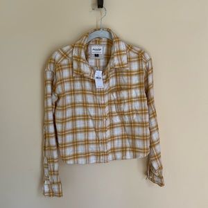 American Eagle Small Crop Button-Up